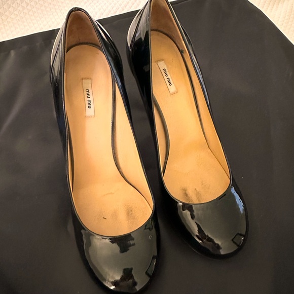 Mini Miu patent pump - Picture 1 of 7